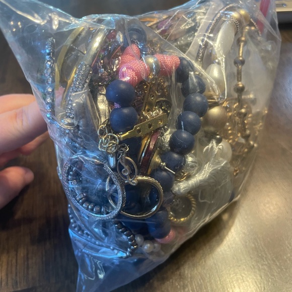 Craft Jewelry Lot - Picture 4 of 6